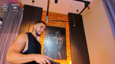 Snapshot of scottfischer_ chatting on November 15, 7:10 pm Scottfischer online show from November 15, 7:10 pm