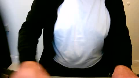 Scott online show from December 5, 9:06 am