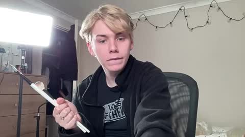 danny online show from September 22, 1:18 am