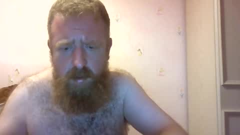 Snapshot of scottishlover88 chatting on July 25, 10:29 pm scottishlover88 online show from July 25, 10:29 pm