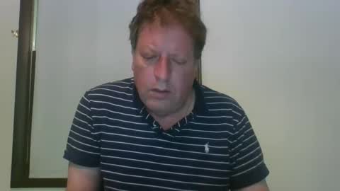 scottpbi52 online show from May 21, 2:02 pm