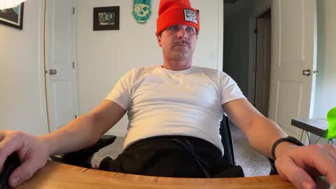 Snapshot of scottybeam chatting on January 14, 1:17 pm Scotty online show from January 14, 1:17 pm