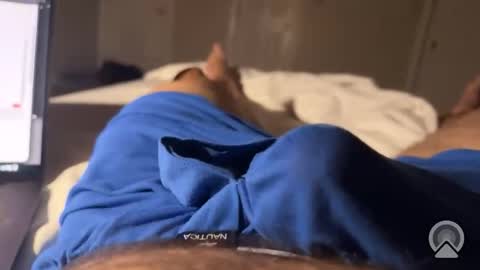 Snapshot of scottyla3107 chatting on April 1, 3:29 am scottyla3107 online show from April 1, 3:29 am