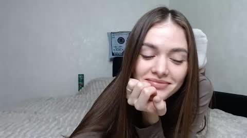 Snapshot of scratc_h chatting on February 4, 8:06 pm scratc_h online show from February 4, 8:06 pm