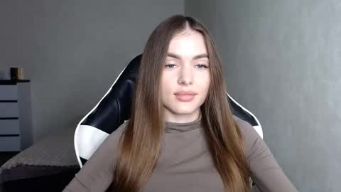 Snapshot of scratc_h chatting on October 9, 5:00 pm scratc_h online show from October 9, 5:00 pm