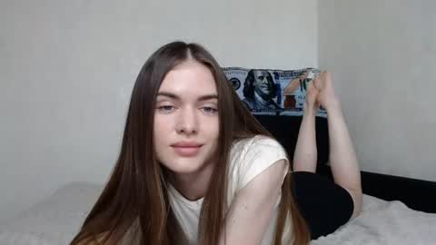 Snapshot of scratc_h chatting on June 19, 2:10 pm scratc_h online show from June 19, 2:10 pm
