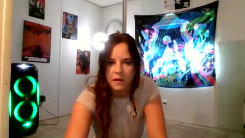 Snapshot of screamqueenp chatting on May 23, 7:40 pm PennyWise online show from May 23, 7:40 pm