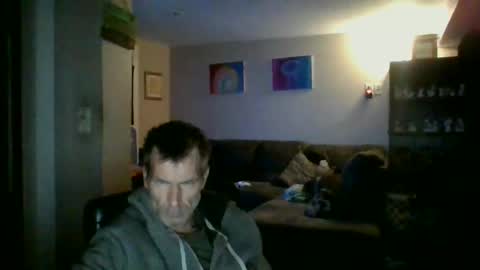 GettOffMyLawn online show from November 2, 7:33 am