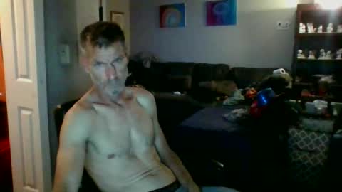 GettOffMyLawn online show from July 5, 2:51 am