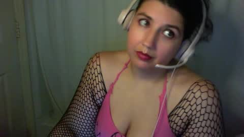 Danni online show from November 5, 7:30 am