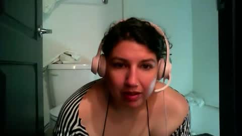 Danni online show from November 25, 4:07 pm