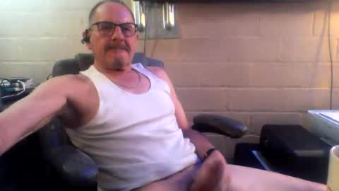 eating pussy  sucking dick online show from March 26, 2:22 pm