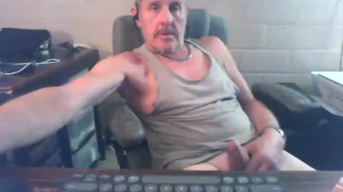 eating pussy  sucking dick online show from June 8, 6:36 am