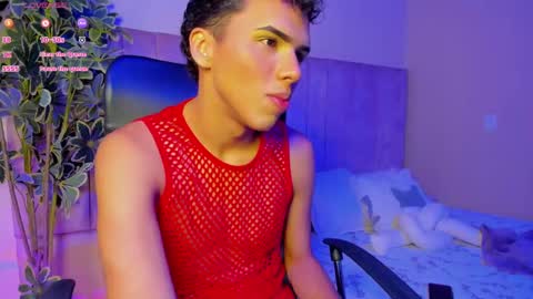 Snapshot of seab_trooy chatting on November 18, 5:12 am SEAN online show from November 18, 5:12 am