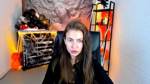 Sea Jorji online show from October 19, 9:10 am