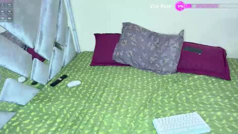 Snapshot of sean_pierre1 chatting on October 21, 5:08 am Sean-pierre online show from October 21, 5:08 am