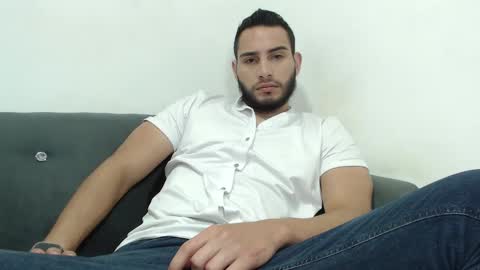 seank_noszka online show from February 25, 7:36 pm