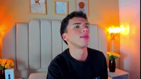 Sean online show from September 23, 3:53 am