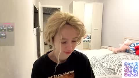 Kate online show from May 10, 7:19 pm