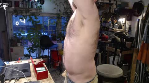Snapshot of seattlemanwhore chatting on April 10, 2:22 pm Seattlemanwhore online show from April 10, 2:22 pm
