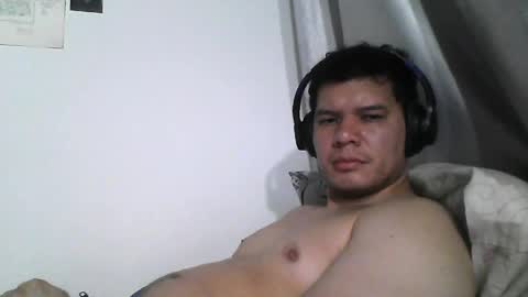 Snapshot of seb5759 chatting on April 23, 6:58 am seb5759 online show from April 23, 6:58 am