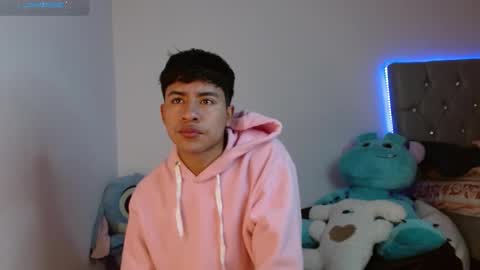 sebas_fire4 online show from March 20, 3:39 pm