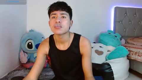 sebas_fire4 online show from March 25, 12:33 pm