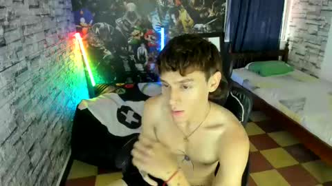 Snapshot of sebas_jusa chatting on June 8, 1:00 pm sebas jusa online show from June 8, 1:00 pm