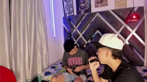 Snapshot of sebas_pretty7 chatting on December 14, 12:21 pm sebas_pretty7 online show from December 14, 12:21 pm