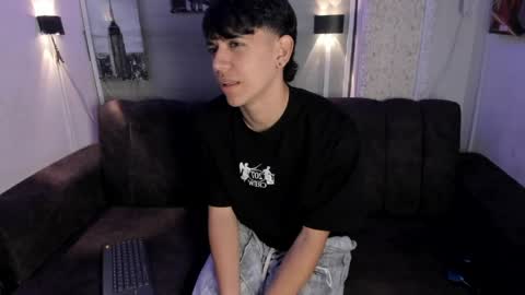 sebas_pretty7 online show from April 1, 1:41 pm