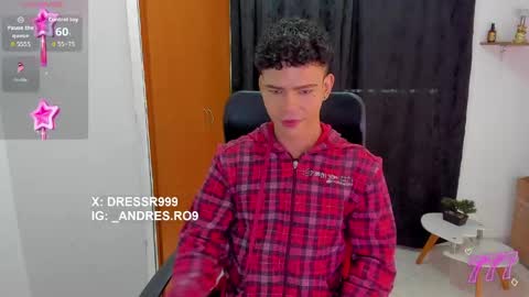 Snapshot of sebascuterouss chatting on June 5, 12:33 pm sebas 3 online show from June 5, 12:33 pm