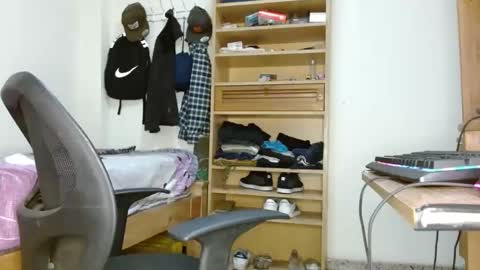 Sebas online show from February 8, 11:34 pm