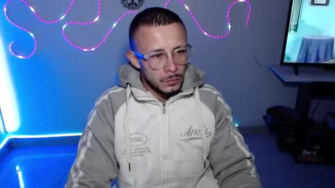 Sebastian online show from October 18, 12:28 pm