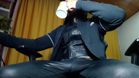 Sebastian online show from May 17, 11:06 am