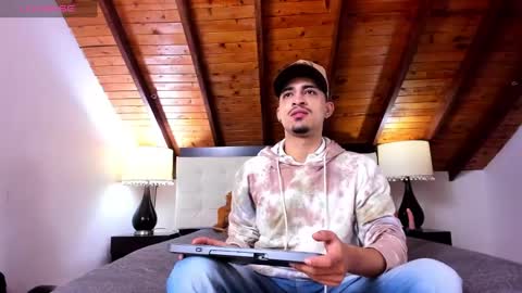 Sebastian Berne online show from February 9, 2:29 pm