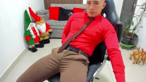juan  sebastian online show from December 26, 12:16 pm