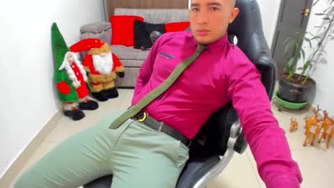 juan  sebastian online show from December 29, 4:40 pm