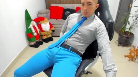 juan  sebastian online show from January 6, 12:13 pm