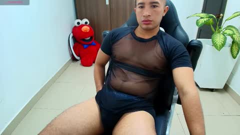 Snapshot of sebastian_oconnor77 chatting on September 27, 1:16 pm juan sebastian online show from September 27, 1:16 pm