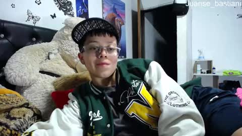 Myystiic online show from January 25, 2:37 am