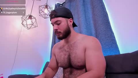 Snapshot of sebastianvilla__ chatting on February 10, 4:58 pm Instagram jeanpaulfit online show from February 10, 4:58 pm