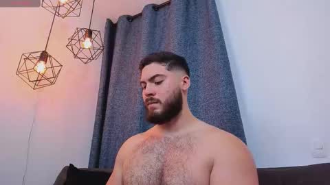 Instagram jeanpaulfit  online show from March 26, 10:48 pm