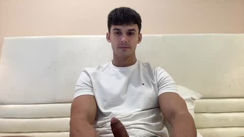 sebybeba online show from August 3, 8:45 pm