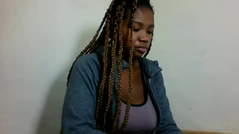 Snapshot of secil3274 chatting on June 17, 12:46 am secil3274 online show from June 17, 12:46 am