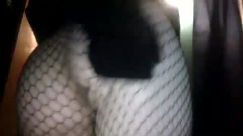 Snapshot of secret18slaveanon chatting on March 5, 6:53 am Sunny online show from March 5, 6:53 am