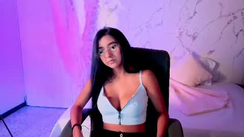 ASHLEY online show from July 30, 3:55 pm
