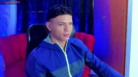 JUSTIN online show from November 25, 12:16 pm