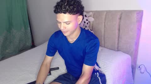 JUSTIN online show from November 27, 3:30 am