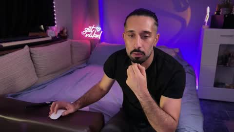 Secret Lovers online show from June 2, 6:21 pm