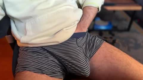 secret_neighbor_ online show from January 10, 3:03 pm